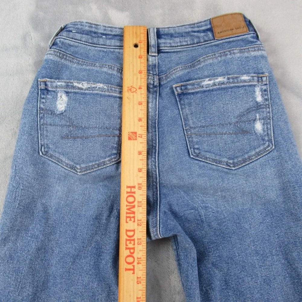 American Eagle Mom Straight Jean Blue‎ Distressed High Rise Size 0 Regular